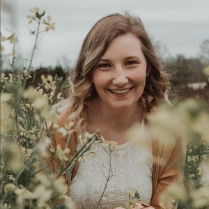 Meet your Posher, Anna